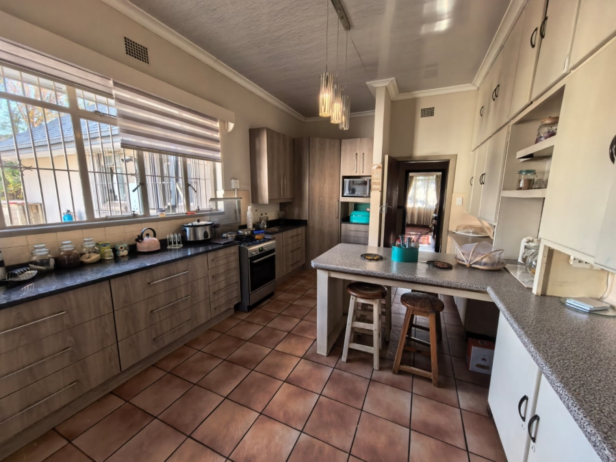 4 Bedroom Property for Sale in Parys Free State